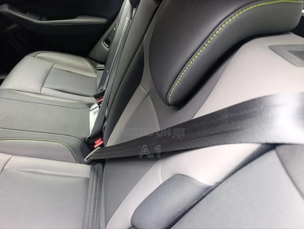Subaru Outback Premium 2021 Black