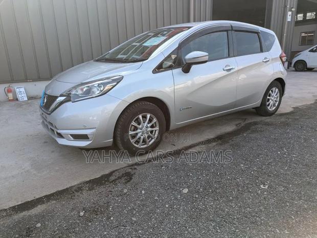 Nissan Note 1.2 Hybrid 2019 Silver