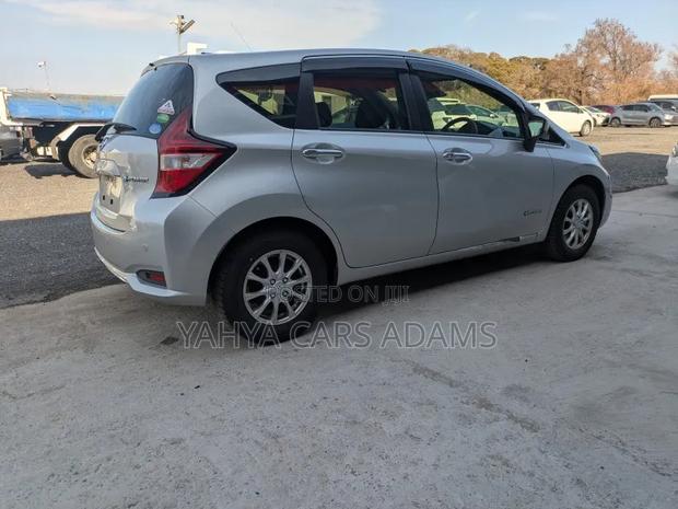 Nissan Note 1.2 Hybrid 2019 Silver