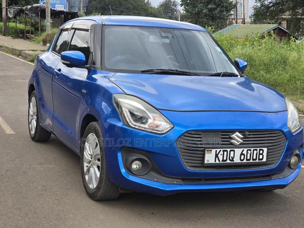 Suzuki Swift 2018 Blue
