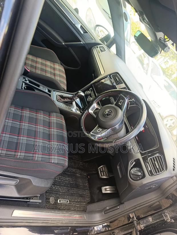 Volkswagen Golf 2018 Black