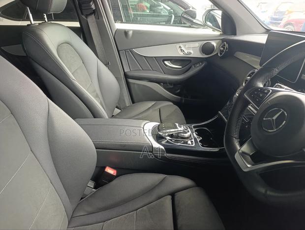 Mercedes-Benz GLC-Class 2018 Blue