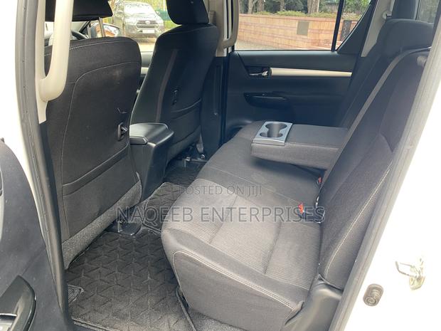 Toyota Hilux Revo Double Cab Deisel 2.4 AWD 2019 White