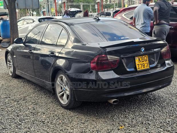 BMW 320i Sedan RWD 2007 Black