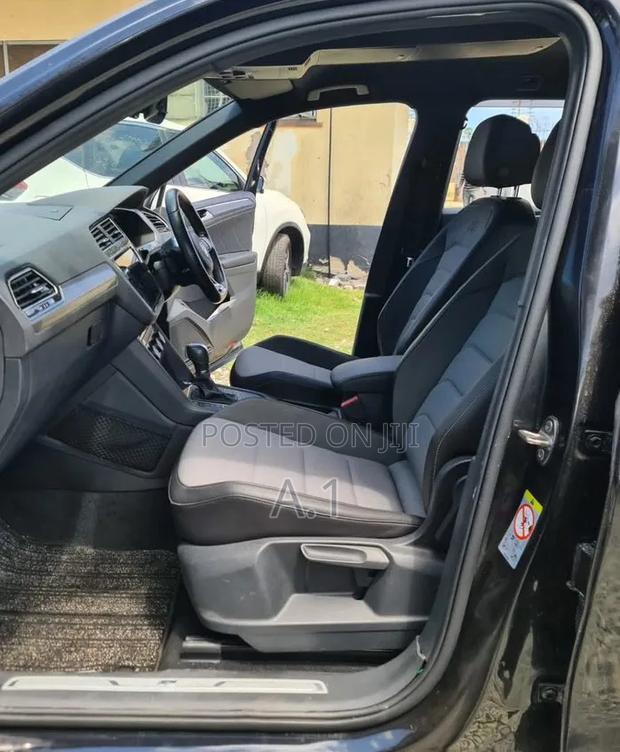 Volkswagen Tiguan 2019 Black