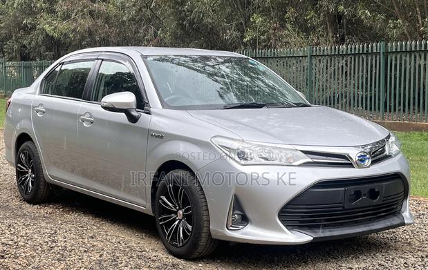 Toyota Axio 1.5 Hybrid G 2WD 2019 Silver