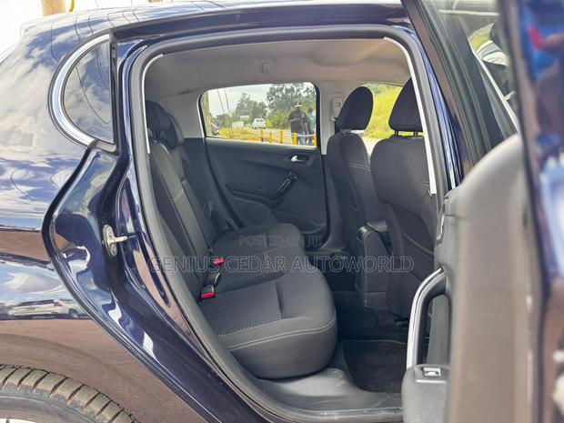 Peugeot 208 2020 Black