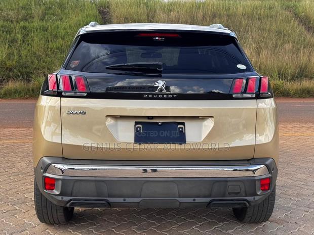 Peugeot 3008 2018 Gold