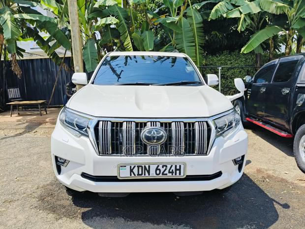 Toyota Land Cruiser Prado 2.8 2018 White