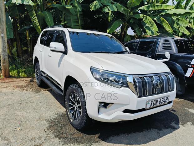 Toyota Land Cruiser Prado 2.8 2018 White