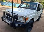 Toyota Land Cruiser 2013 White for sale