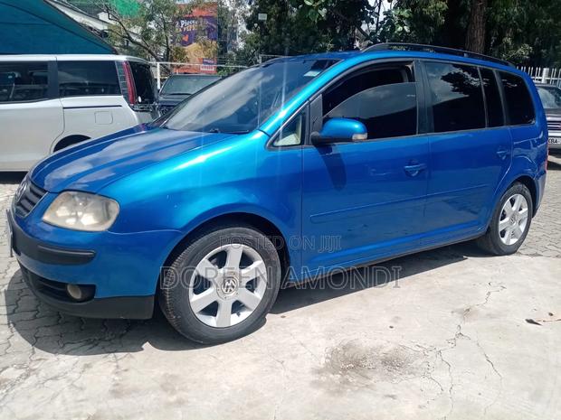 Volkswagen Touran 2006 Blue