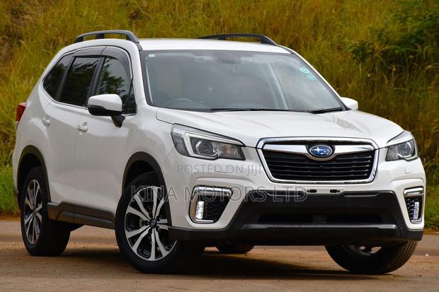 Subaru Forester 2019 Off white