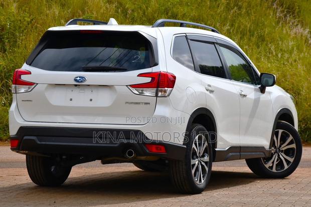 Subaru Forester 2019 Off white
