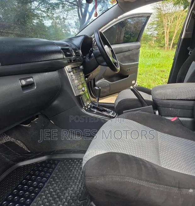 Toyota Avensis 2.0 D-4D 2006 Silver