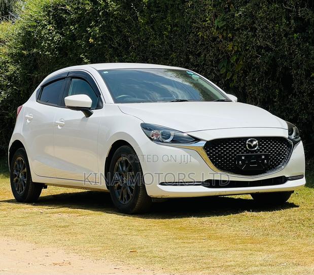 Mazda 2 2020 White