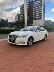 Toyota Crown 2017 White for sale
