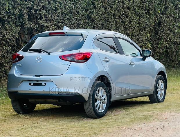 Mazda 2 2020 Beige