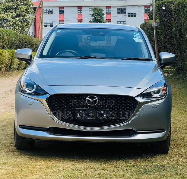 Mazda 2 2020 Beige