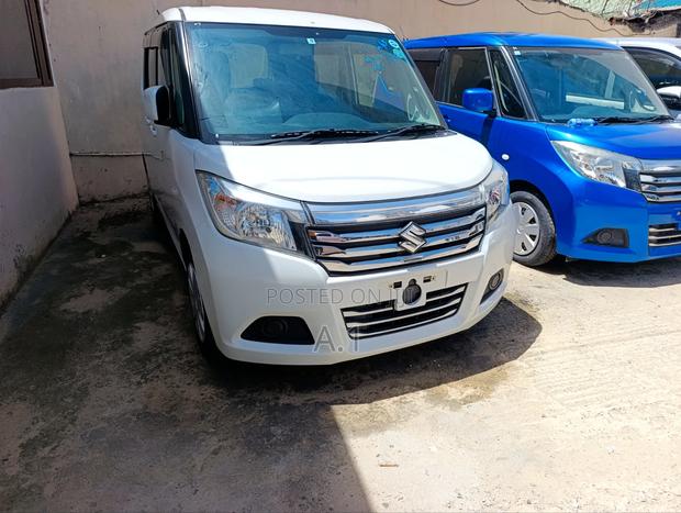Suzuki Solio 2019 White