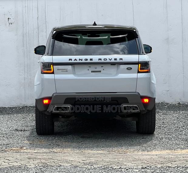 Land Rover Range Rover 3.0L V6 Turbocharged Diesel Td6 2019 White
