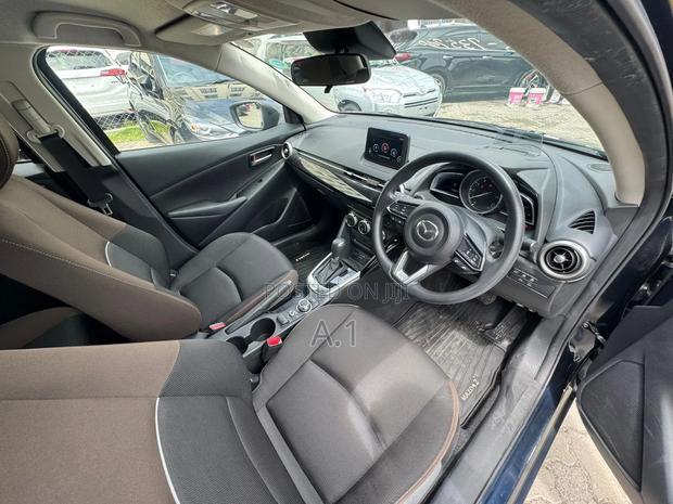 Mazda 2 2020 Blue