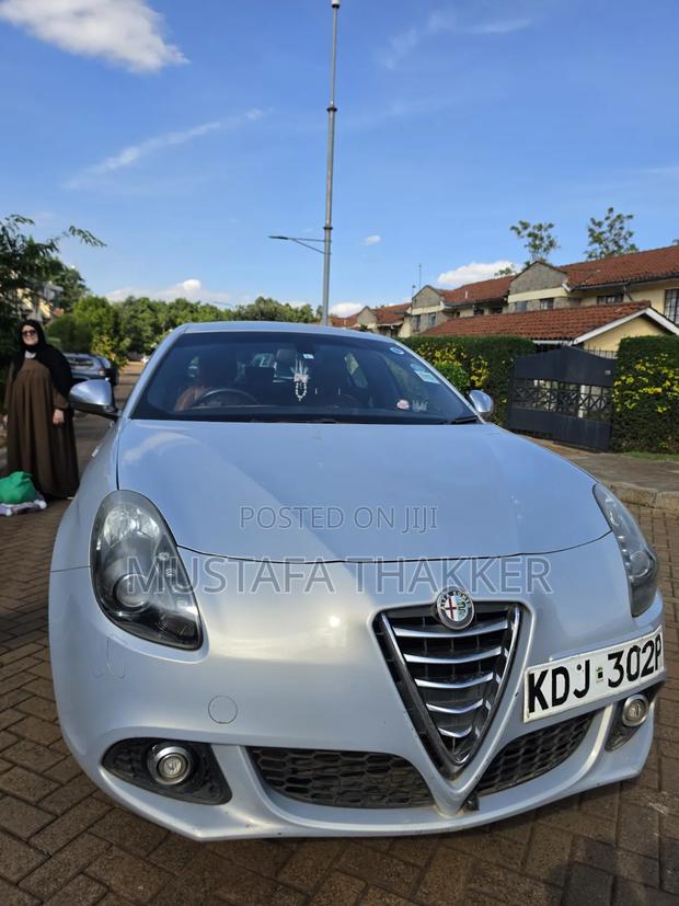 Alfa Romeo Giulietta 2012 Silver