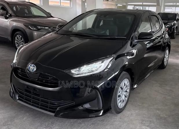 Toyota Yaris 2021 Black