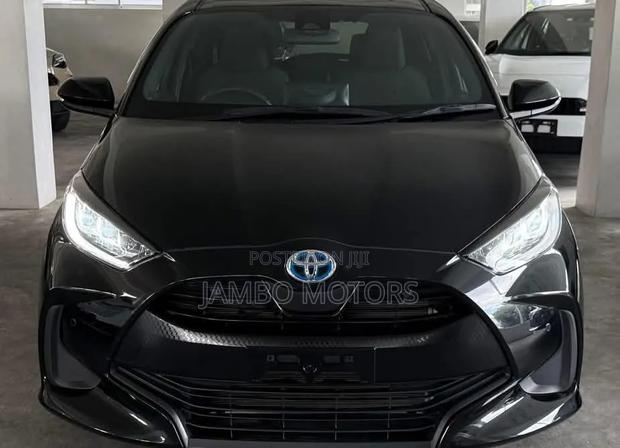 Toyota Yaris 2021 Black