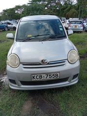 Toyota Sienta 2007 Silver for sale