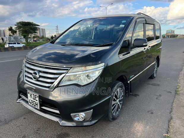Nissan Serena 2014 Black