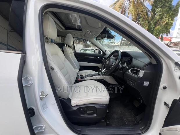 Mazda CX-5 2019 White
