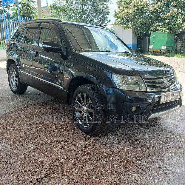Suzuki Escudo SV Premium 2014 Black
