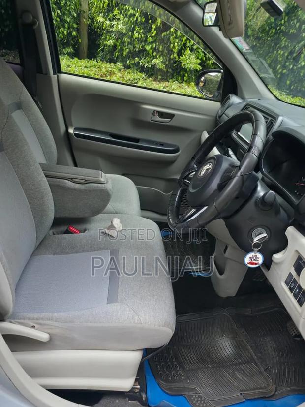 Toyota Passo 2017 Silver