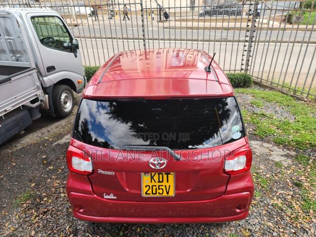 Toyota Passo 2016 Red