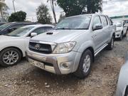 Toyota Hilux 2010 Silver for sale