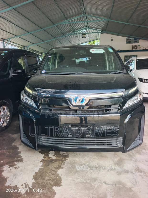 Toyota Voxy 2019 Black