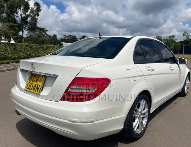 Mercedes-Benz C200 2012 White
