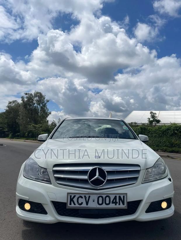 Mercedes-Benz C200 2012 White