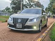 Toyota Crown 2014 Silver for sale