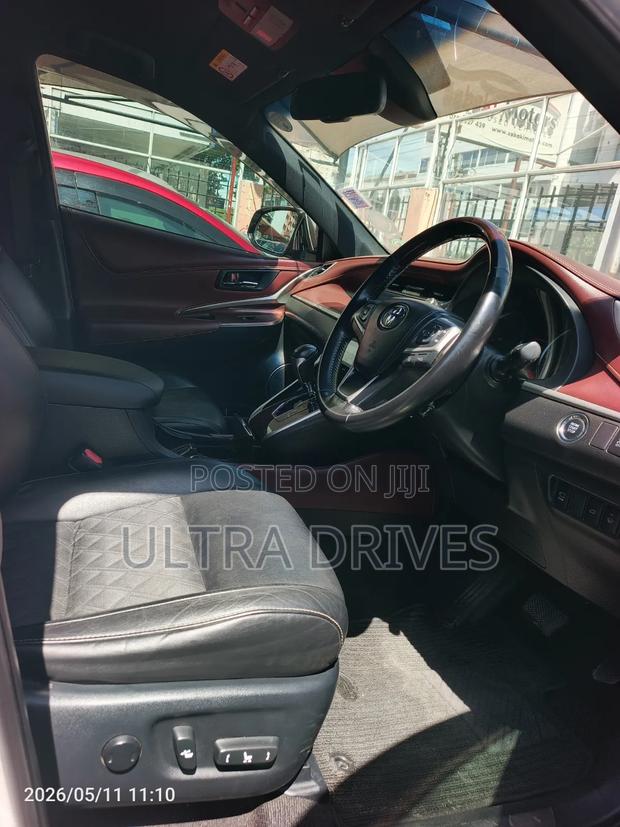 Toyota Harrier 2016 White