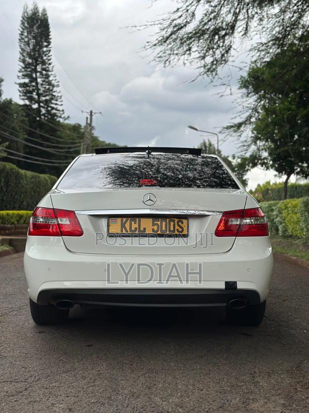 Mercedes-Benz E250 2011 Pearl