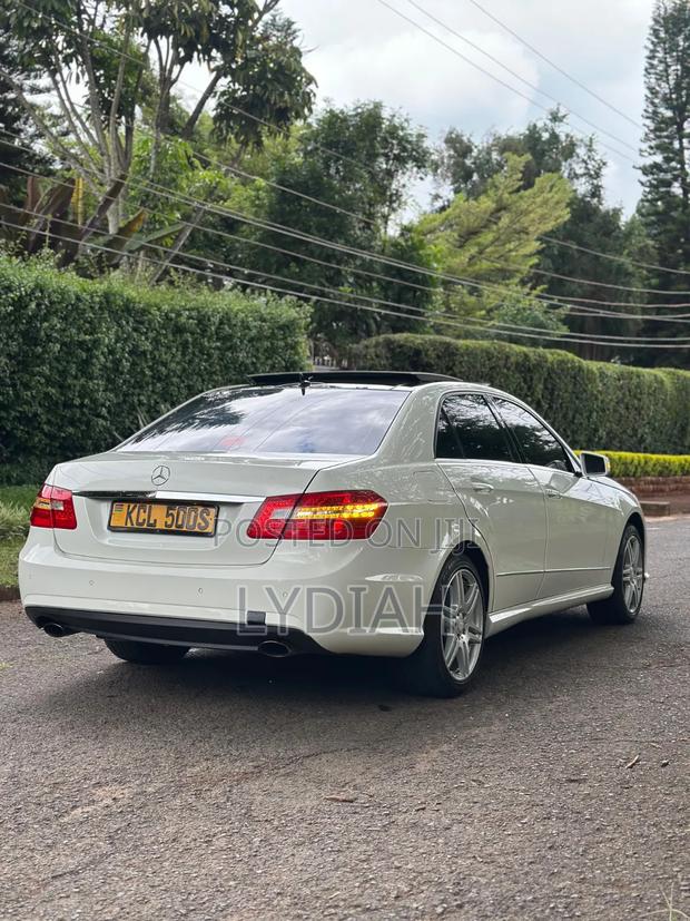 Mercedes-Benz E250 2011 Pearl