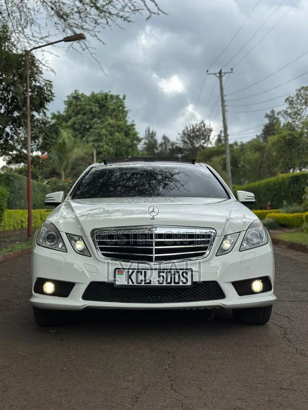 Mercedes-Benz E250 2011 Pearl