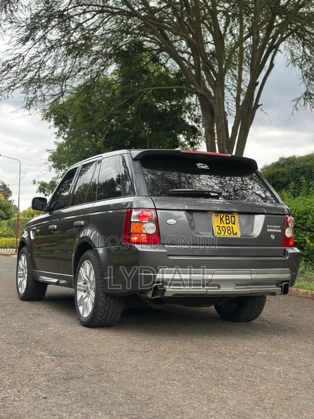 Land Rover Range Rover Sport Supercharged 4x4 (4.2L 8cyl 6A) 2006 Gray