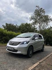 Honda Freed 2010 Silver for sale