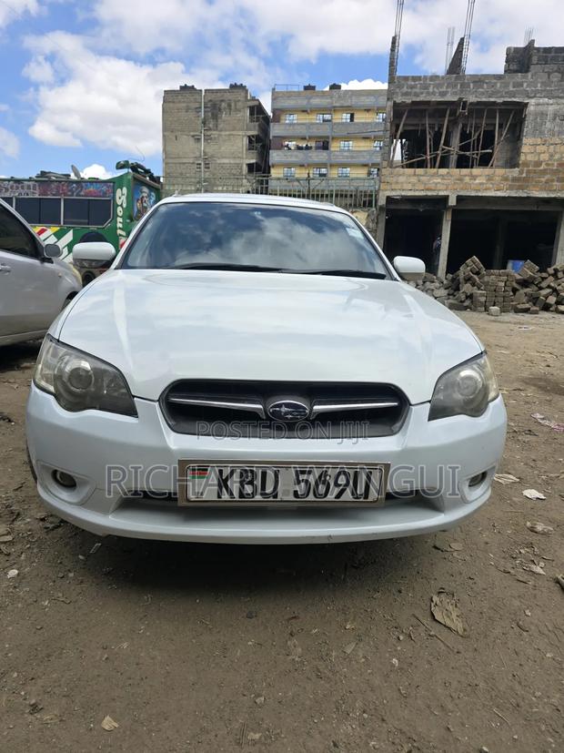 Subaru Legacy 2006 White