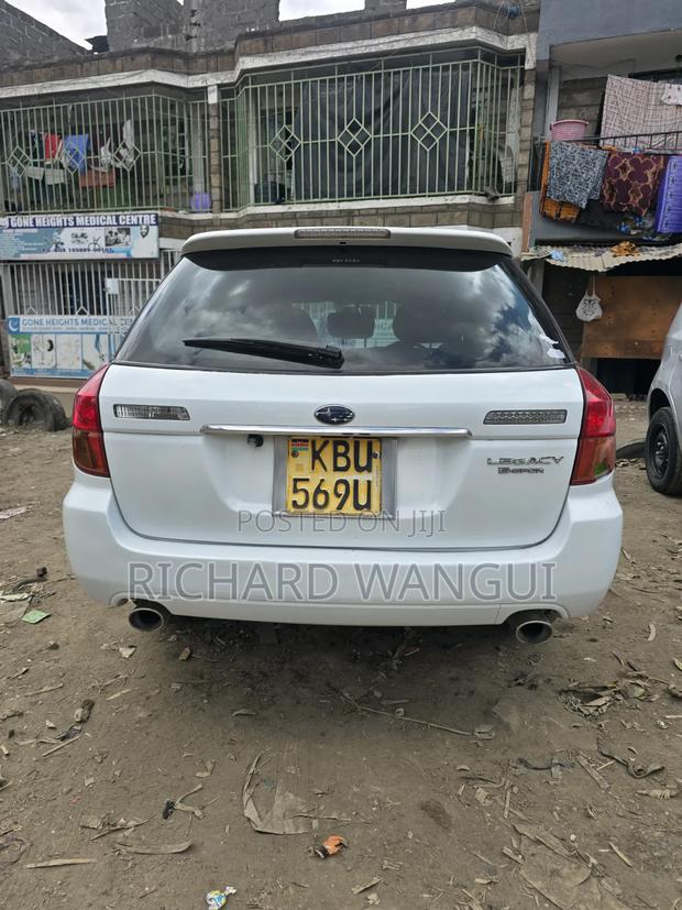 Subaru Legacy 2006 White