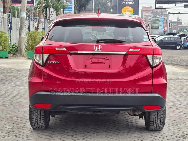 Honda Vezel 1.5 2WD 2020 Red