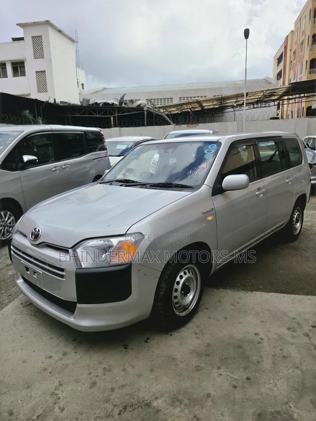Toyota Probox 1.5 DX Comfort 2WD 2019 Silver